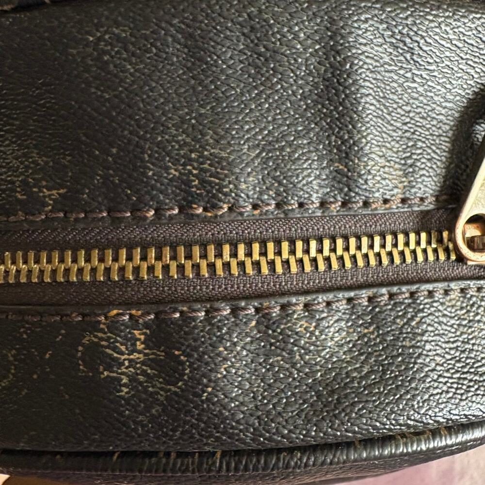 Guess Rylan Backpack - Picture 5 of 7